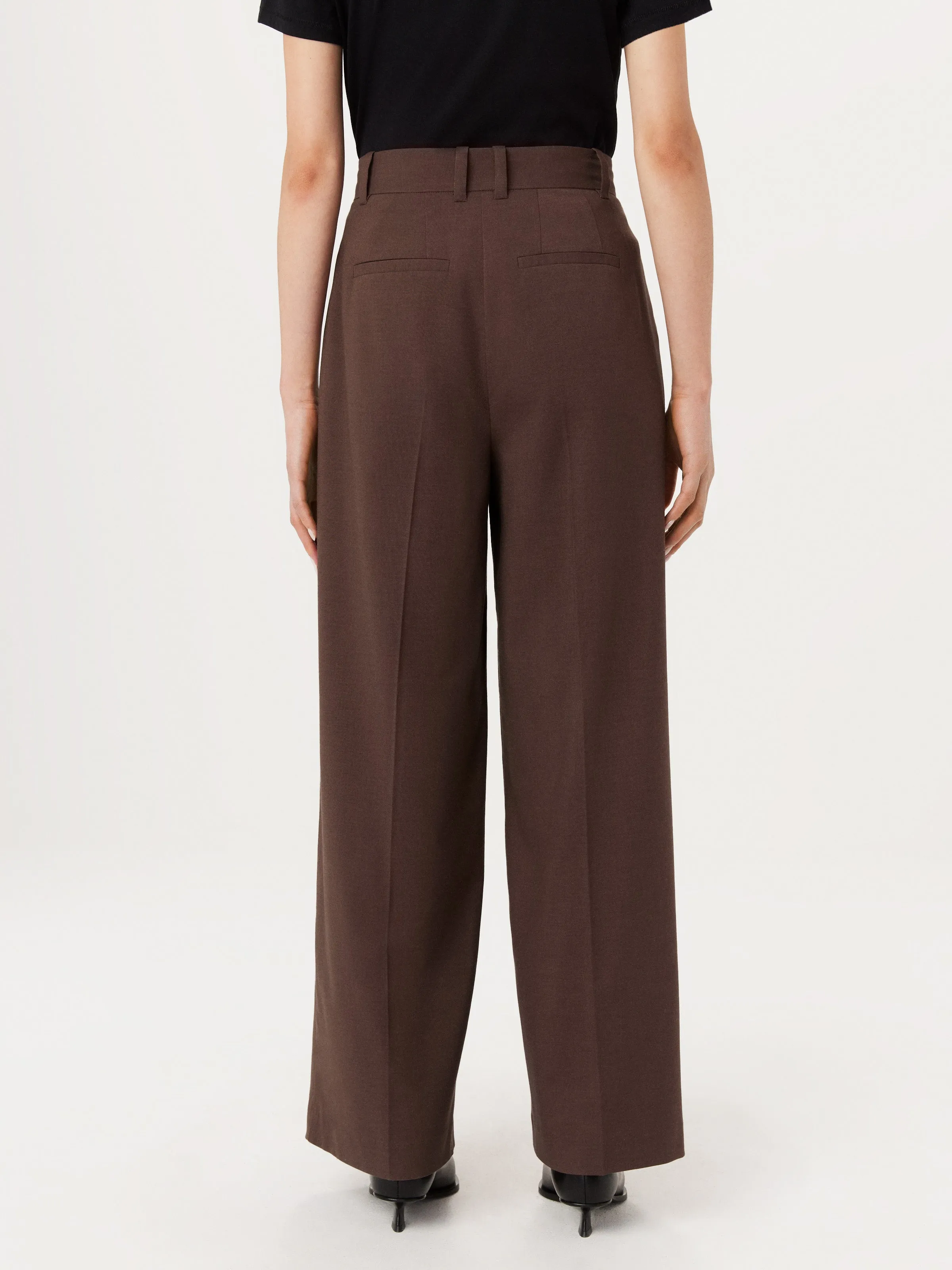 The Emma Ultra Wide Leg Pant in Dark Roast